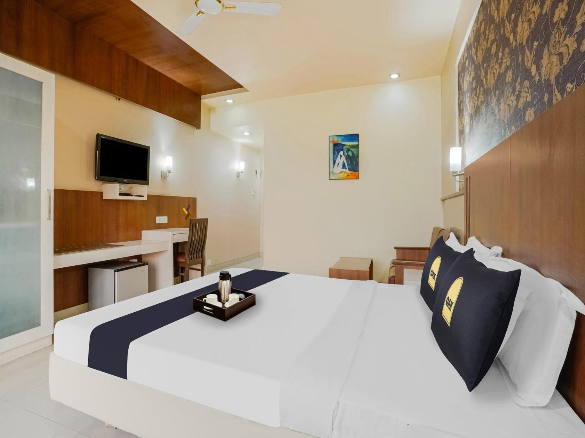 Hotel Krone Plaza Near Igi Airport Нью-Дели Экстерьер фото